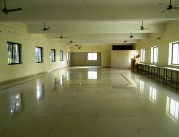 https://www.evnzon.in/service_pic/104/ramanis-paras-wedding-hall-1671856567.jpg