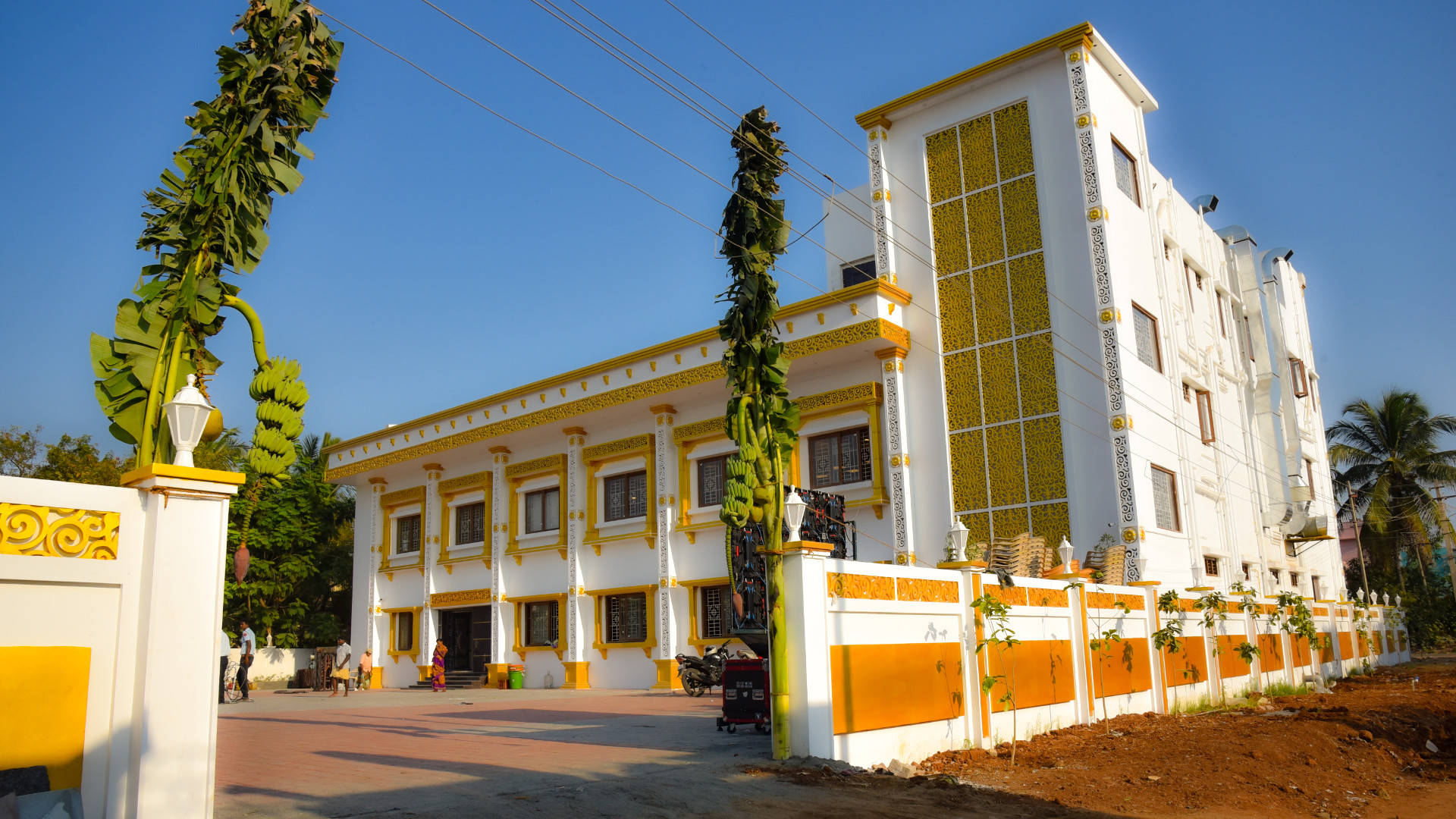 https://www.evnzon.in/service_pic/105/dr-r-c-ananthi-mahal-1671695552.jpg
