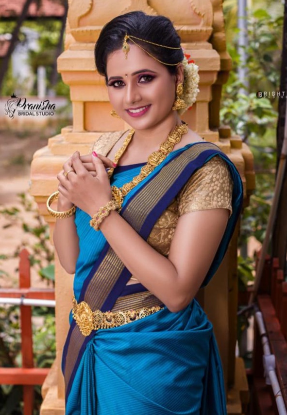 https://www.evnzon.in/service_pic/114/pranisha-bridal-studio-1671855119.jpg