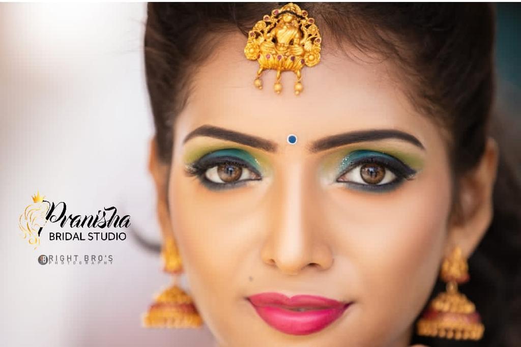 https://www.evnzon.in/service_pic/114/pranisha-bridal-studio-1671855137.jpg