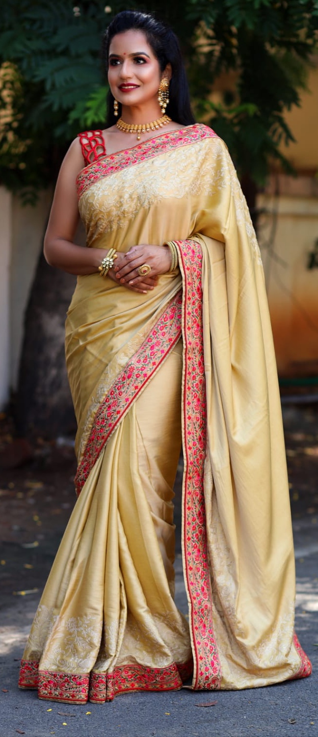 https://www.evnzon.in/service_pic/115/asmita-beauty-parlour-thudiyalur-1671694263.jpg