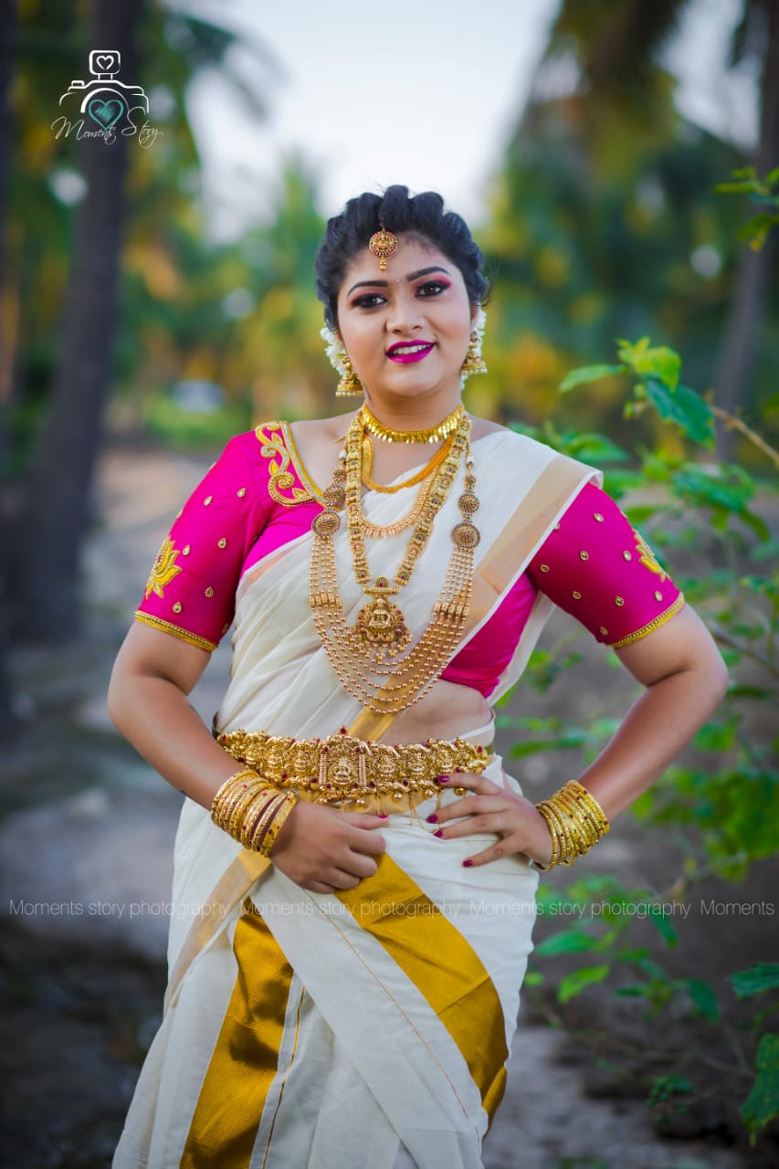 https://www.evnzon.in/service_pic/116/yuktha-makeup-studio-beauty-spa-1671865760.jpeg
