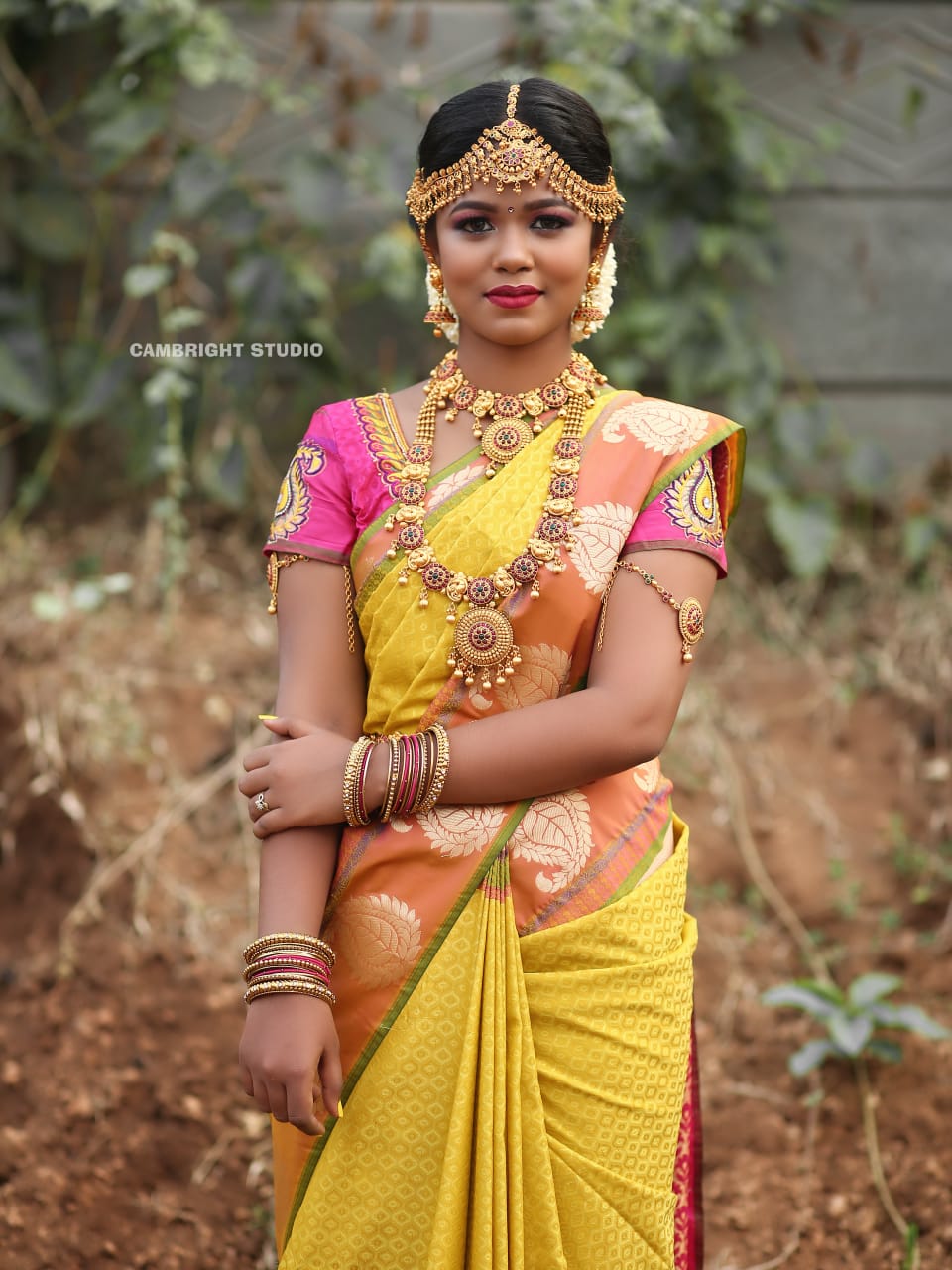 https://www.evnzon.in/service_pic/116/yuktha-makeup-studio-beauty-spa-1671865773.jpeg
