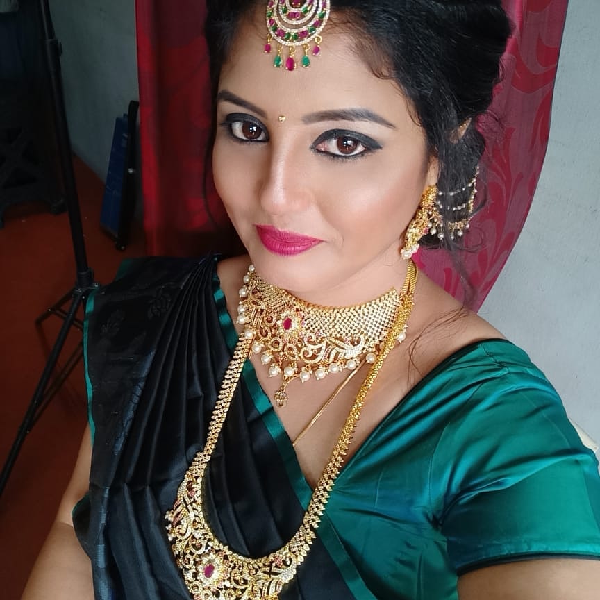 https://www.evnzon.in/service_pic/134/ramanis-beauty-saloon-spa-1671856408.jpg