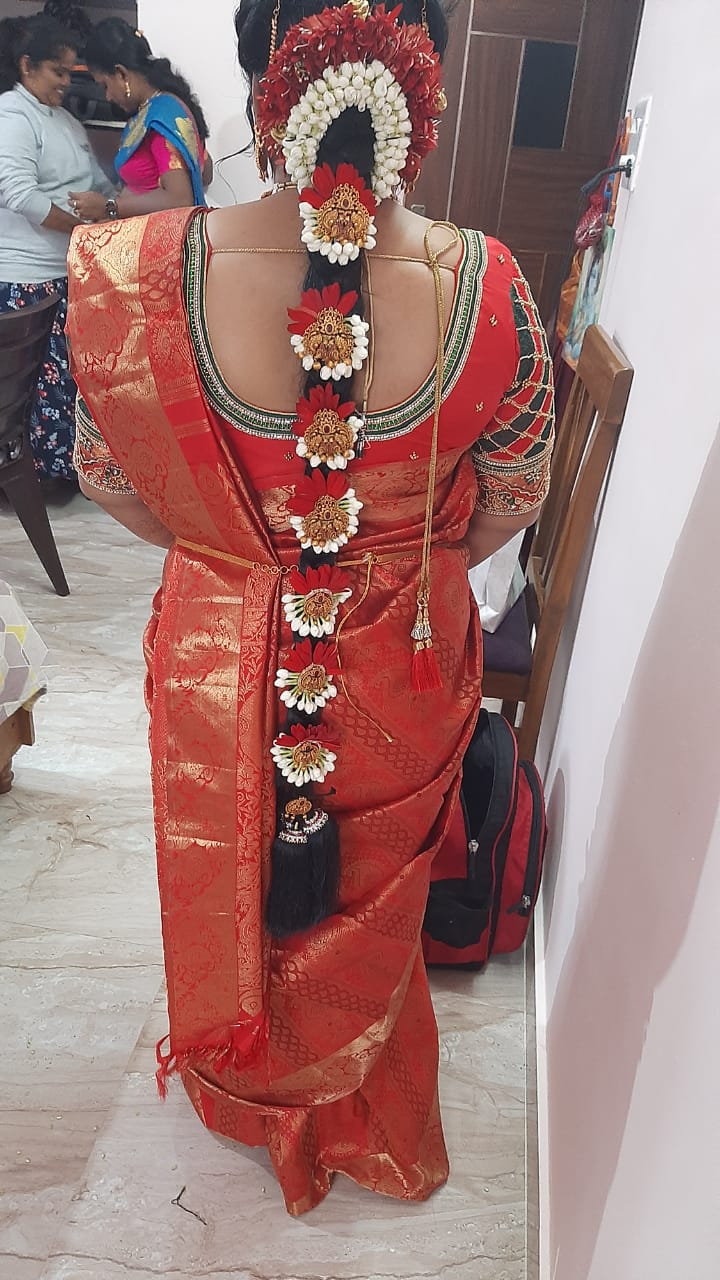 https://www.evnzon.in/service_pic/177/spot-look-beauty-parlour-1671858699.jpeg