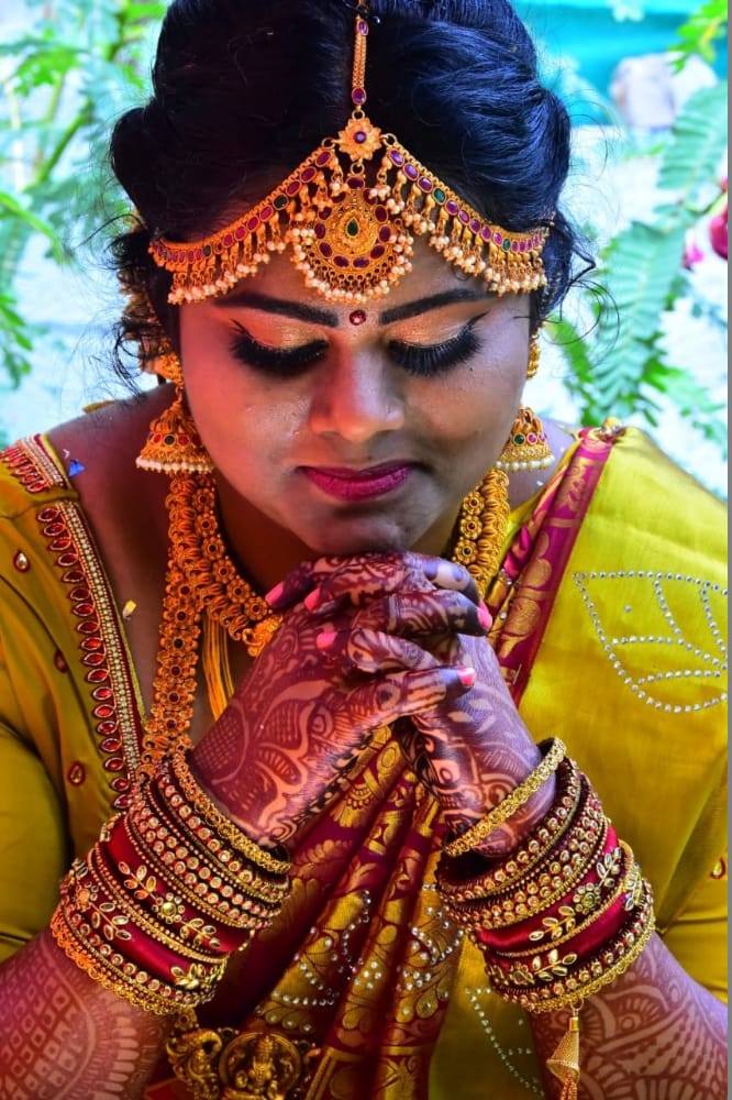 https://www.evnzon.in/service_pic/193/sri-lakshmi-beauty-parlour-1671860788.jpeg