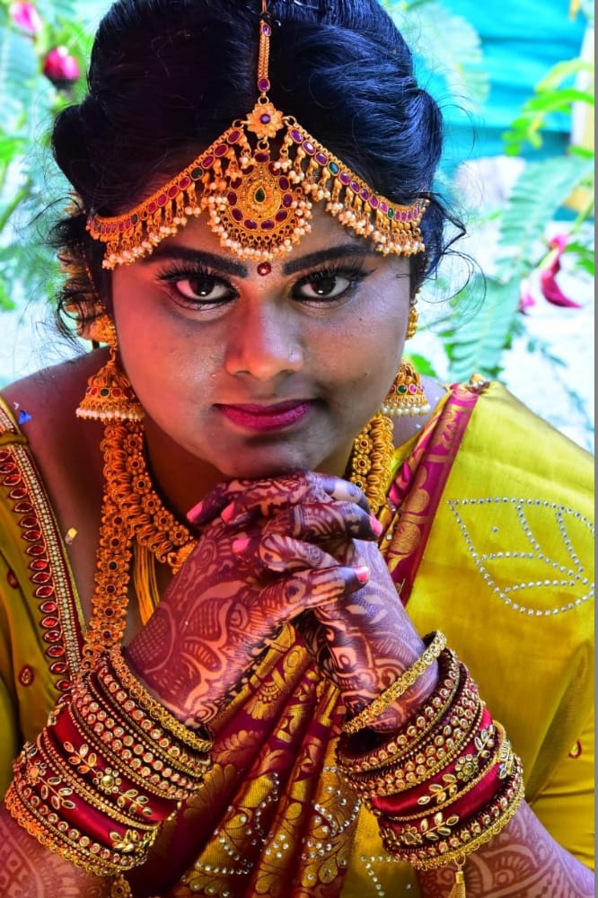 https://www.evnzon.in/service_pic/193/sri-lakshmi-beauty-parlour-1671860876.jpeg
