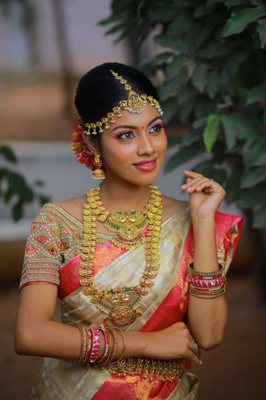 https://www.evnzon.in/service_pic/200/rabiya-herbal-beauty-parlour-1671855817.jpg