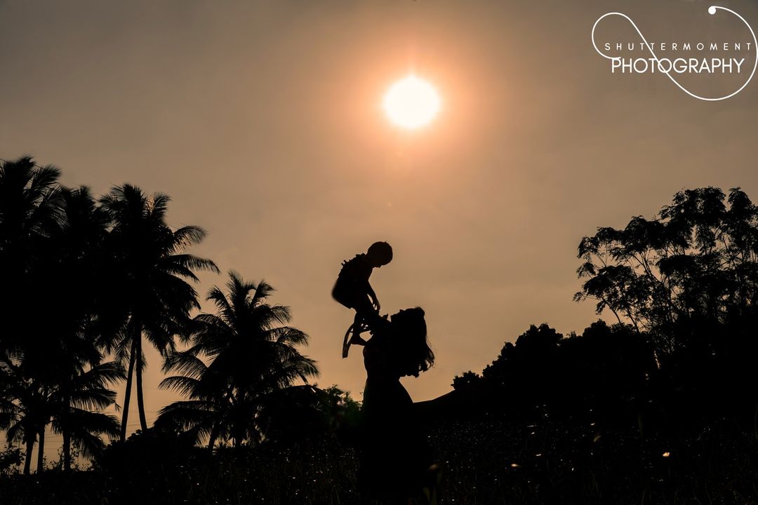 https://www.evnzon.in/service_pic/261/shuttermoment-photography-1671274188.jpg