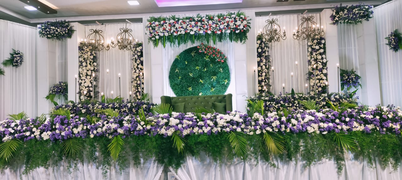 https://www.evnzon.in/service_pic/33/sri-gopal-decoration-1701061270.jpeg