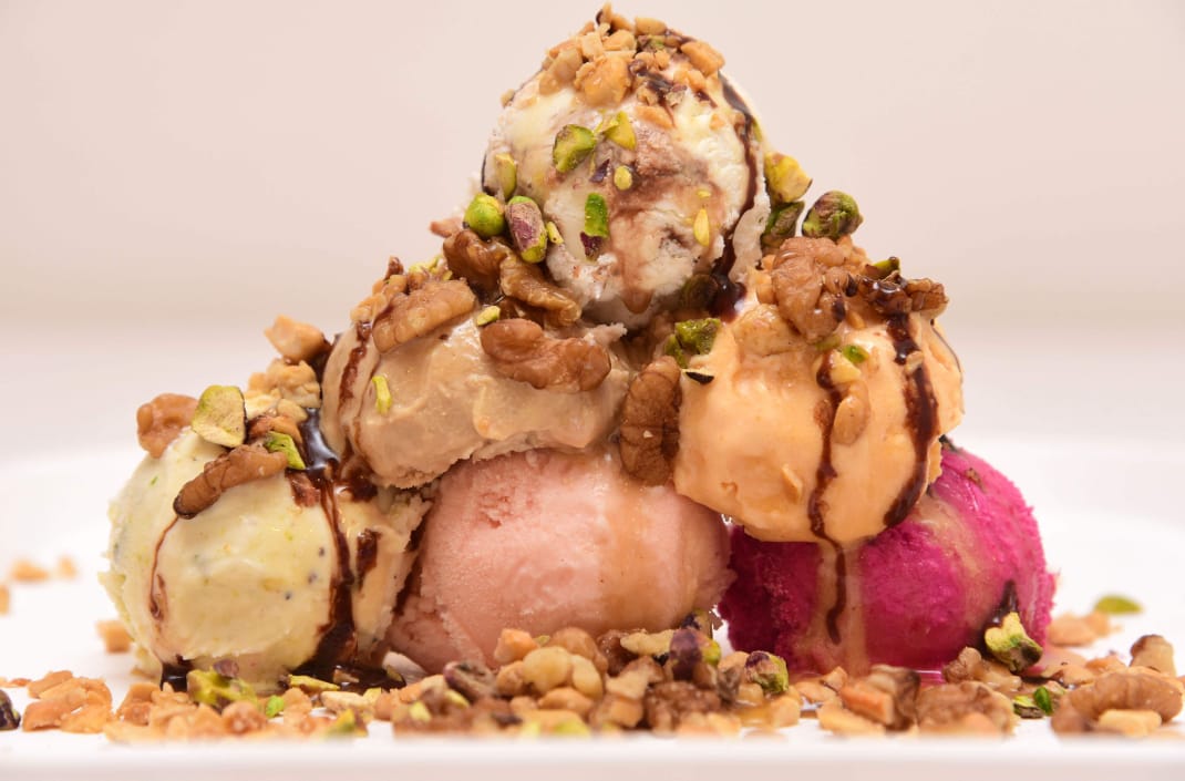 https://www.evnzon.in/service_pic/334/venkat-agency-and-mbr-ice-cream-1671865474.jpg