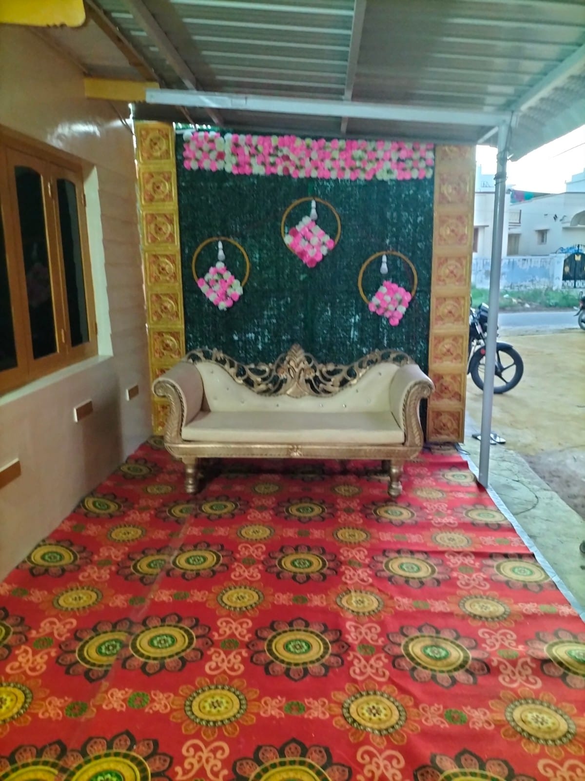 https://www.evnzon.in/service_pic/343/jp-muthuvel-decoration-1671255781.jpg