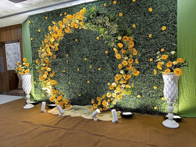https://www.evnzon.in/service_pic/360/mates-wedding-decoration-1699954509.jpg