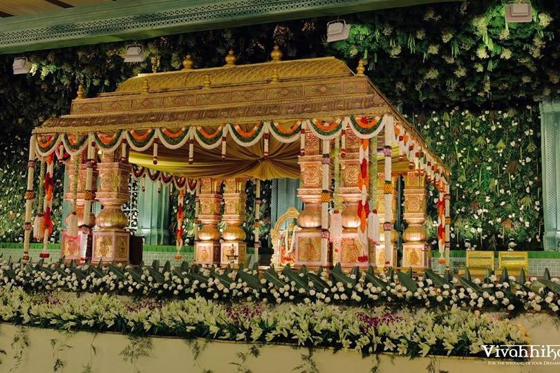 https://www.evnzon.in/service_pic/379/vivahhika-decoration-1700047399.jpeg
