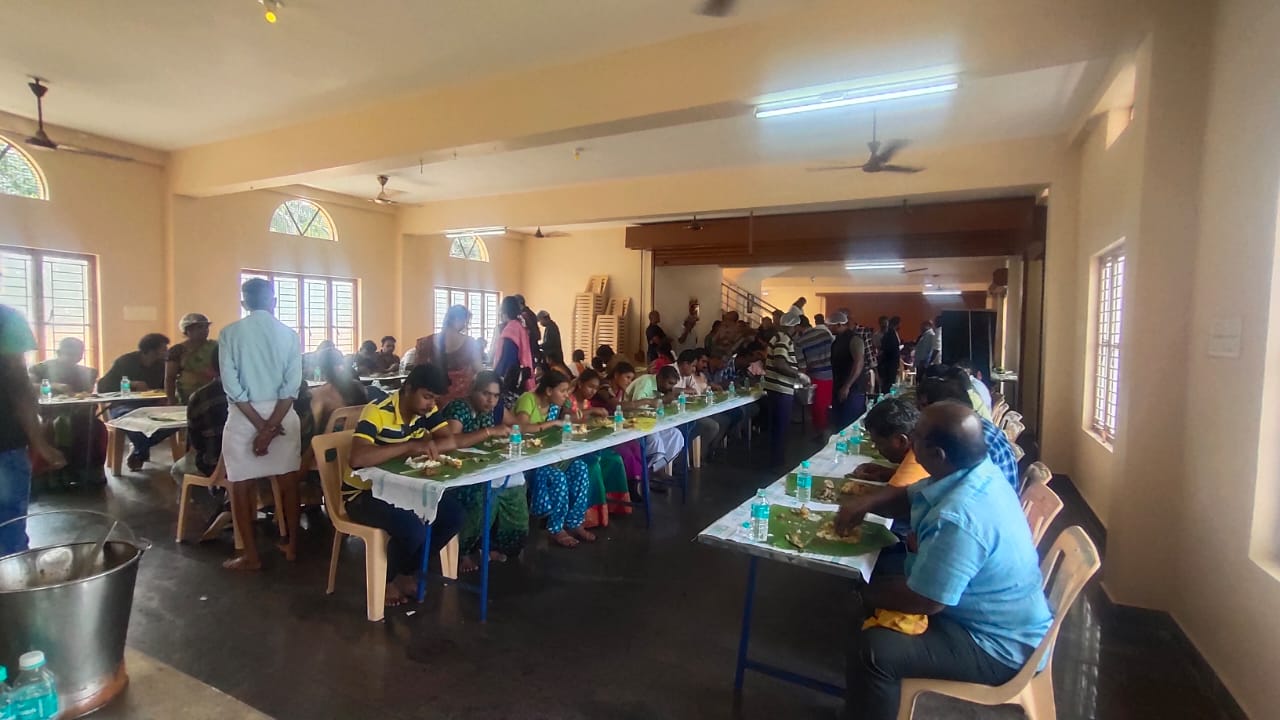 https://www.evnzon.in/service_pic/384/kannan-catering-service-1672395950.jpeg