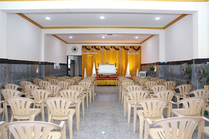 https://www.evnzon.in/service_pic/405/gurukrishna-mini-hall-1699951877.jpg