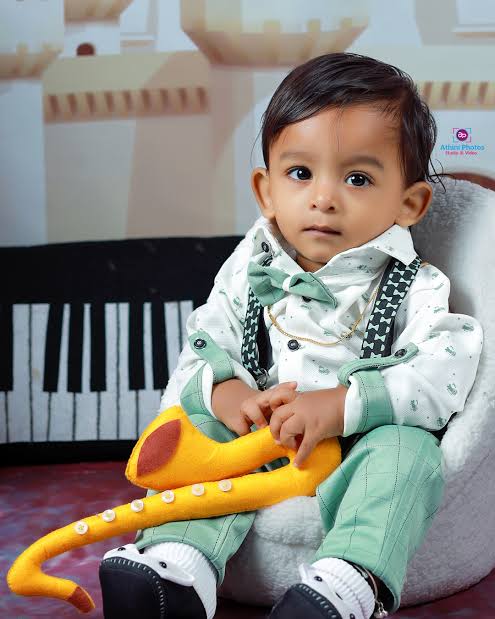 https://www.evnzon.in/service_pic/419/athini-photography-1693464340.jpeg